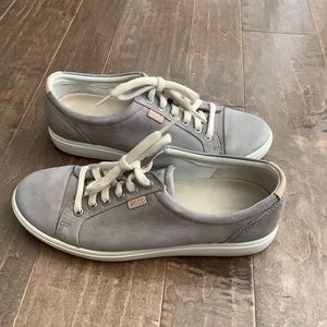 Ecco Light Gray Leather Sneakers Size 8